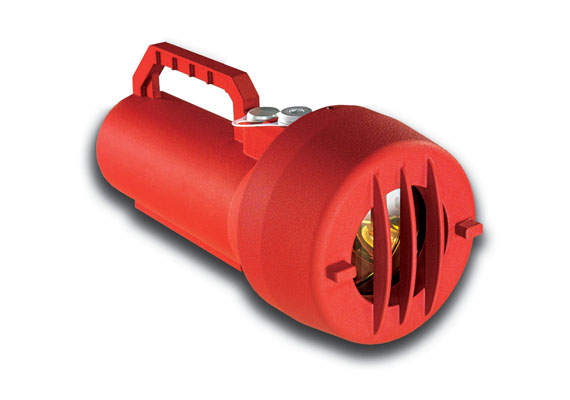 With its high-energy broadband radiation source, the battery-operated FlameGard® 5 Test Lamp is precision-designed to test MSA's FlameGard® 5 MSIR, UV/IR, and UV/IR-H2 Flame Detectors. The rechargeable test lamp provides a radiation source that emits sufficient energy in both the ultraviolet and infrared spectra to activate UV and/or IR flame detectors.